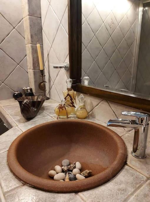 όμορφο, άνετο ζεστά διακοσμημένο Apartment *